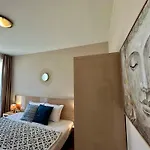 Appartamento Messembria Palace - Menada *