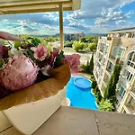 Messembria Palace - Menada Апартамент *